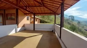 Casa rustica e com vista maravilhosa - Imagem 8