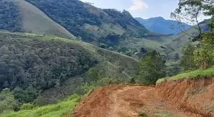 Terreno à Venda - 4 Alqueires no Bairro da Fartura - Imagem 6
