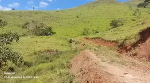 Terreno com Vista Maravilhosa e Total Privacidade - Imagem 3