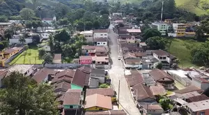 Casa com Edícula no Fundo - Imagem 7
