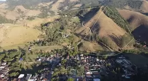 Terreno excepcional de frente para cidade de São Francisco Xavier - Imagem 11